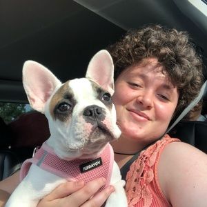 Meet your Posher, Ellie
